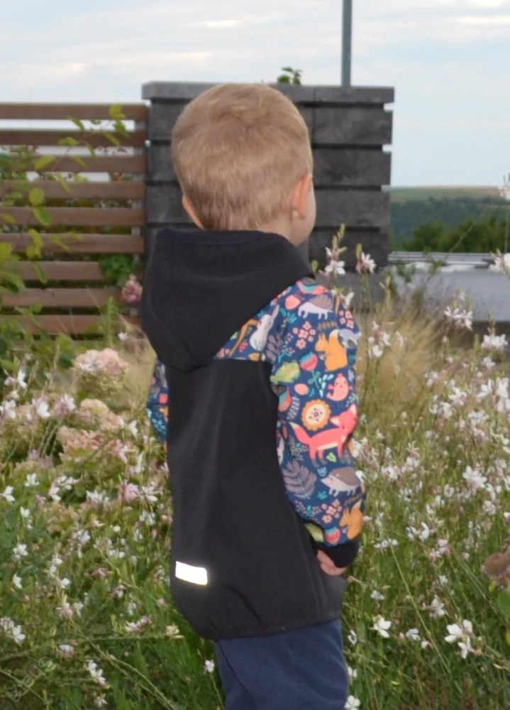 Softshellová bunda - černá/zvířátka SKLADEM vel.104