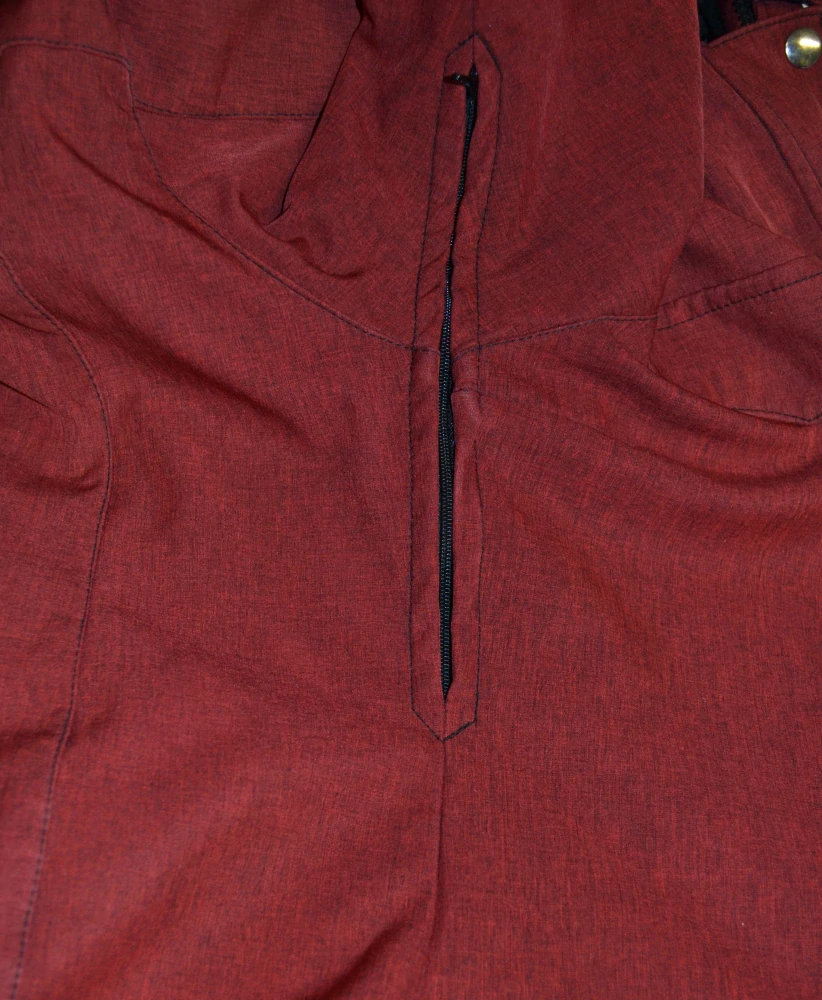 Větrání bundy v podpaží na zip