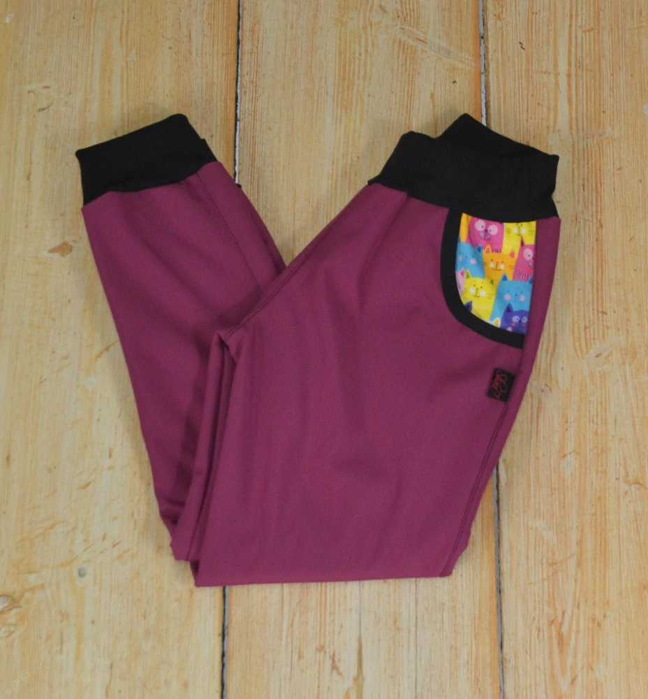 Dětské kalhoty softshellové-fuchsie/kočky SKLADEM 2x vel.128