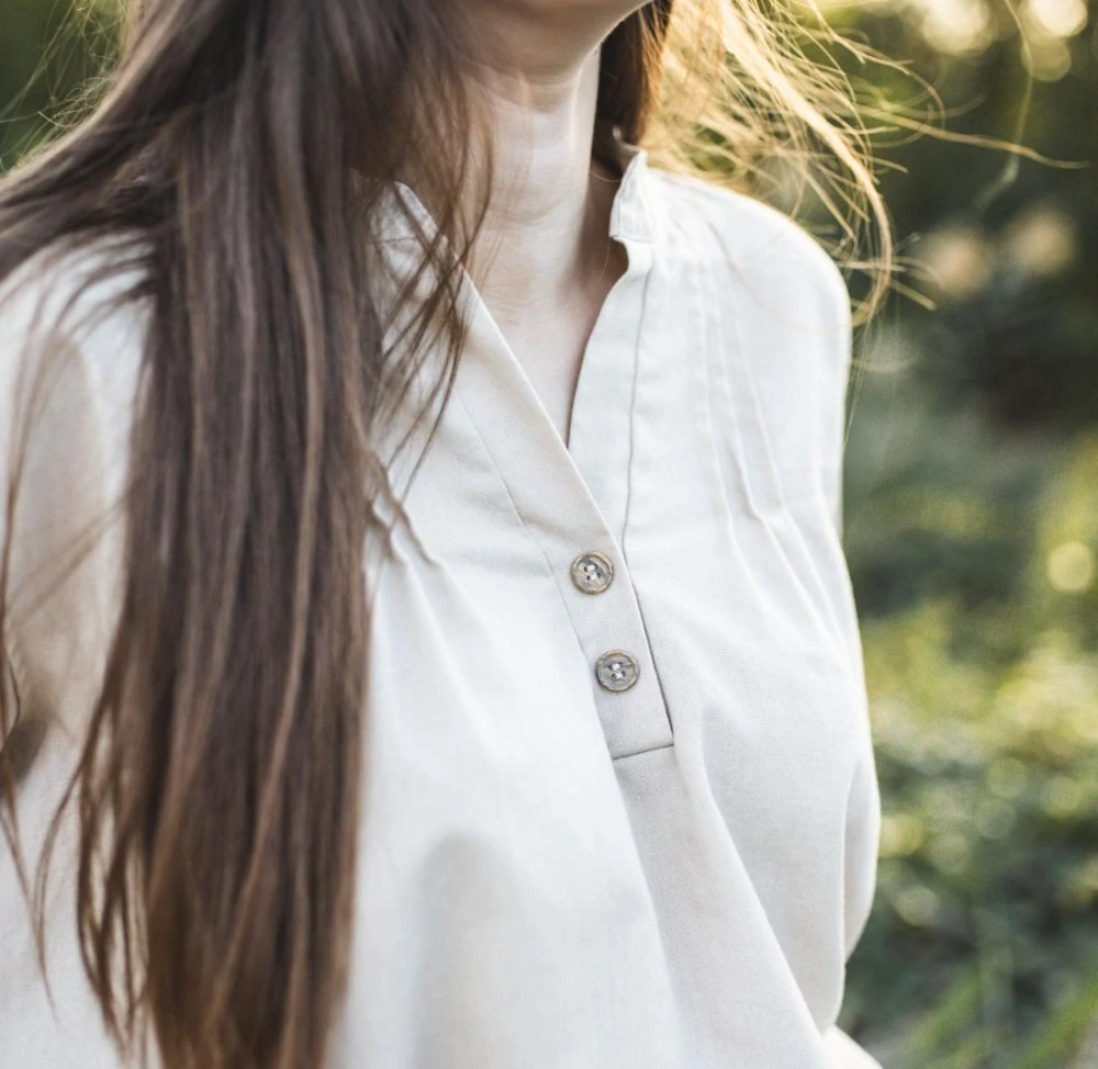 Dámská halena se záhybky, 3/4 rukáv - režný len SKLADEM 