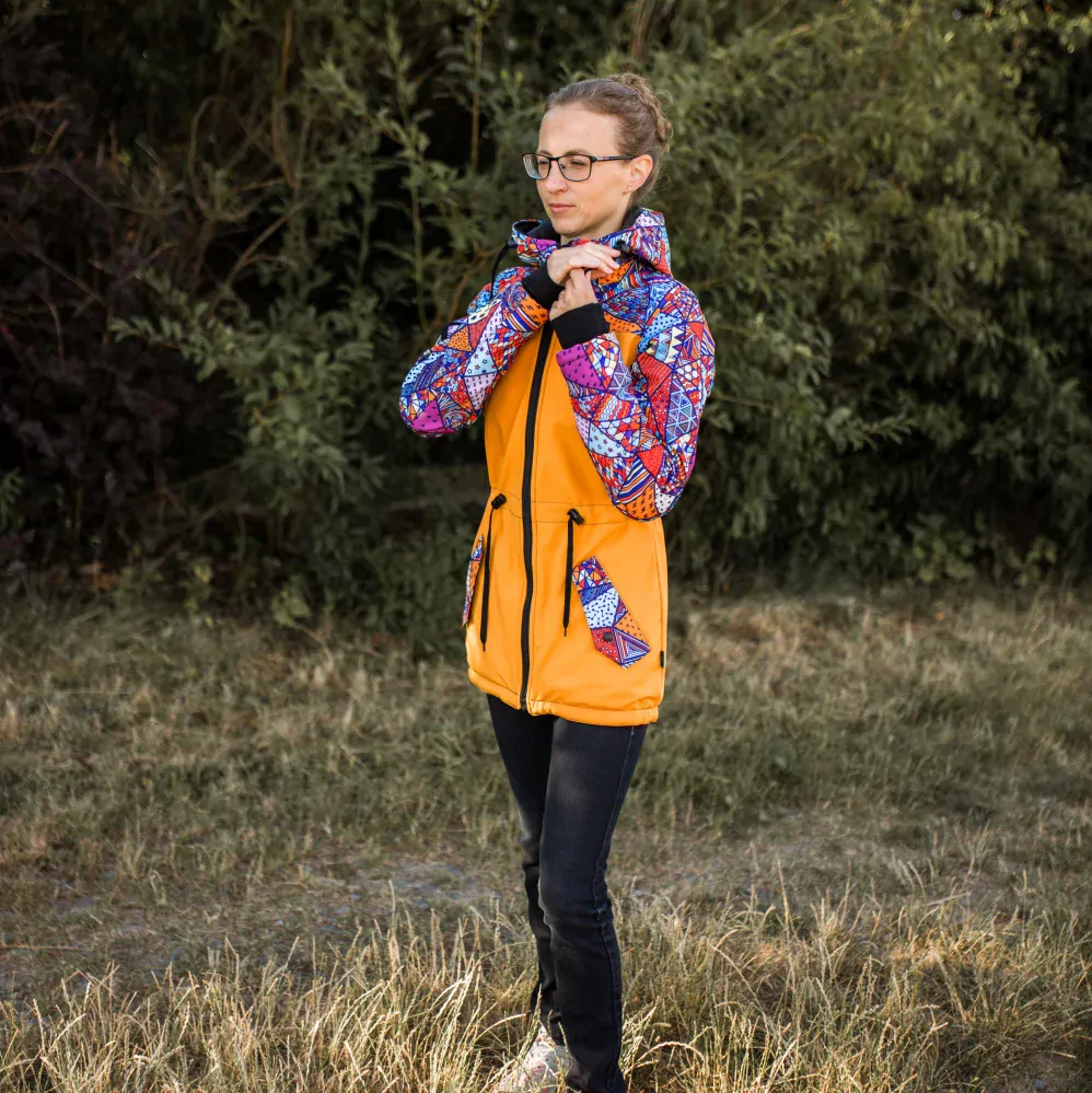 Softshellová parka - med/bláznivé trojúhelníky