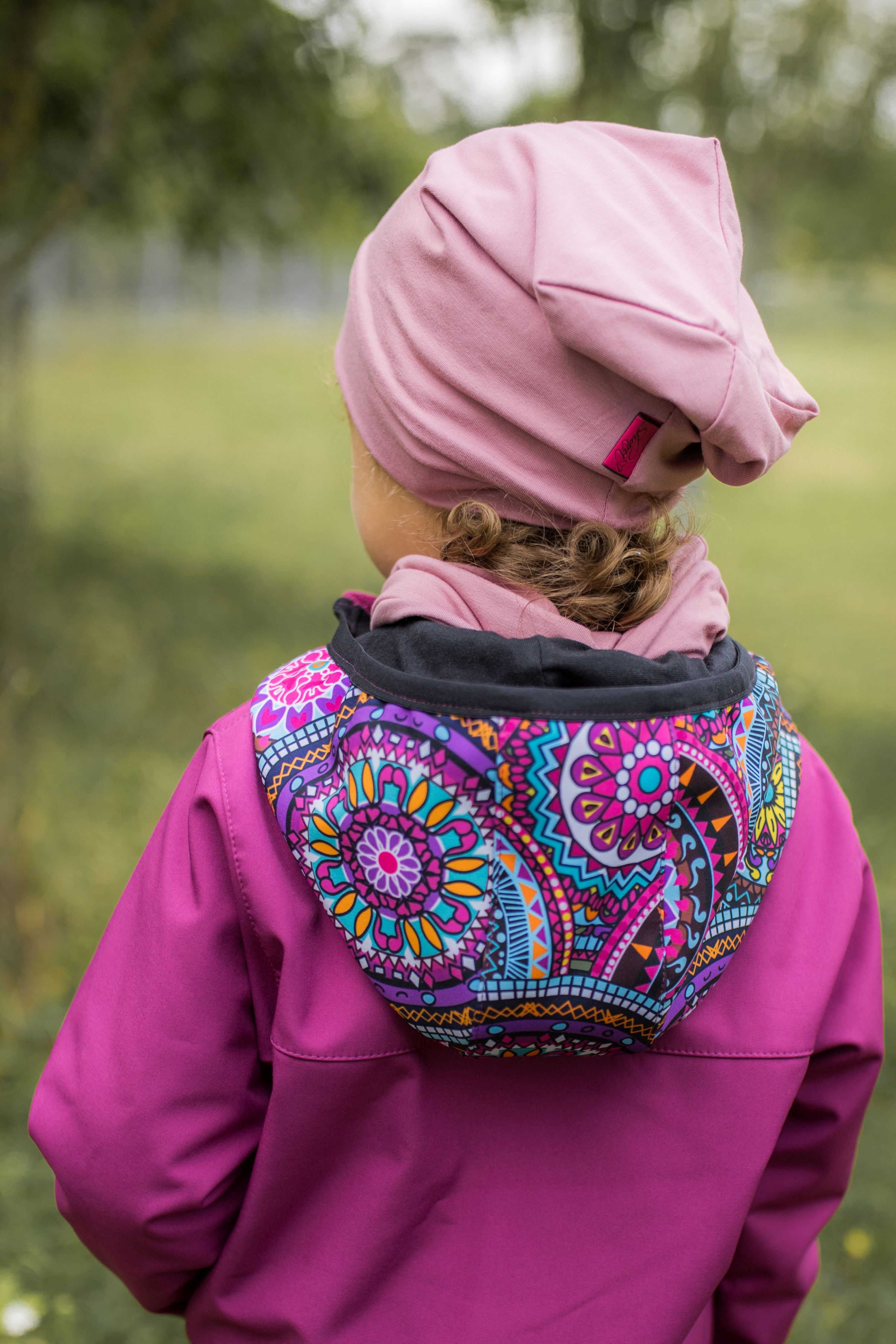 Softshellová bunda - fuchsie/kaleidoskop