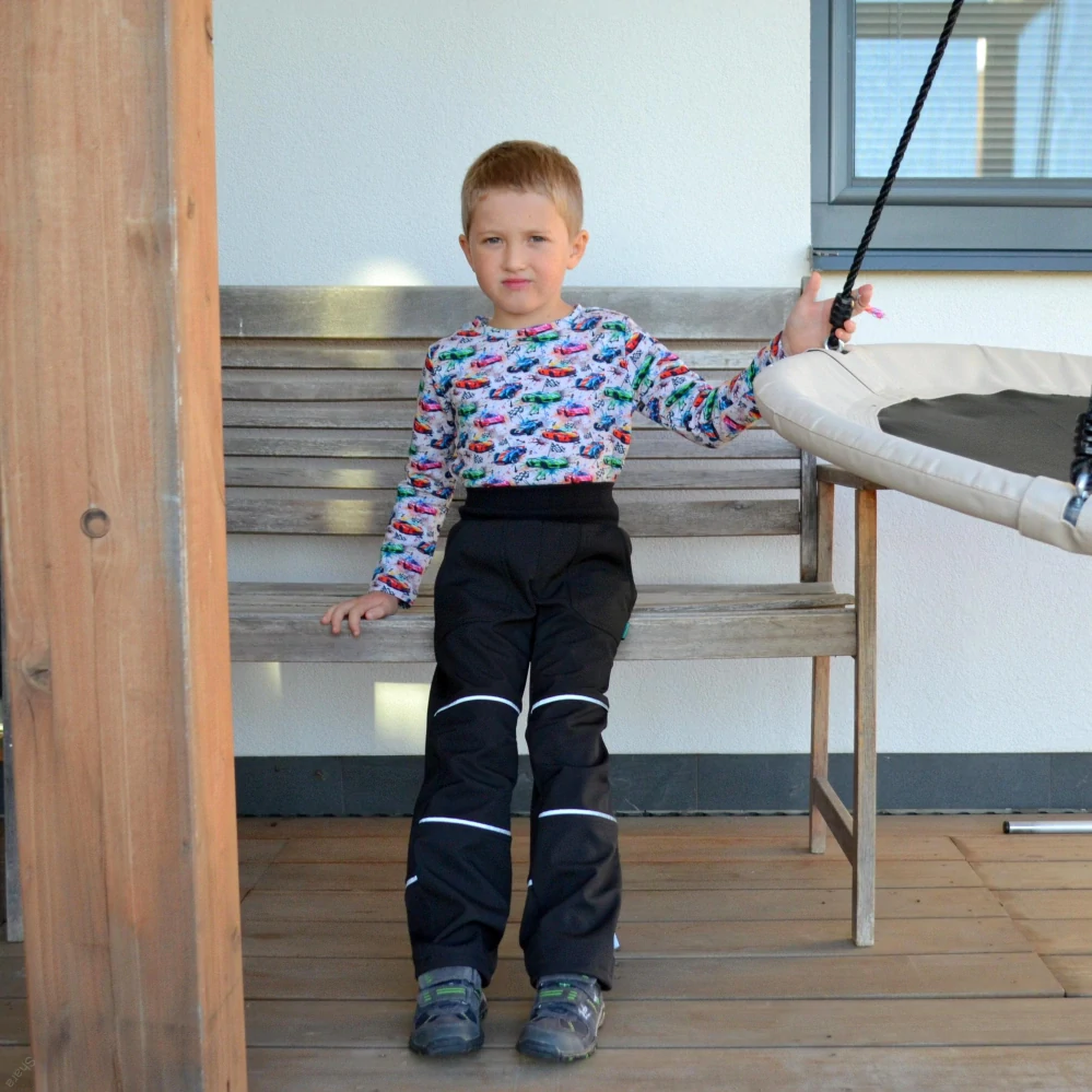 Dětské softshellové kalhoty - reflex v kolenou - černá