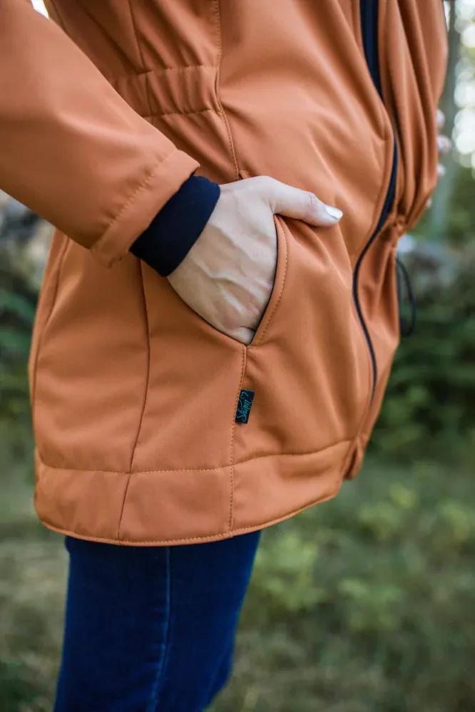 Softshellový kabát přední nošení kapsy z boku, gumička v pase- karamel