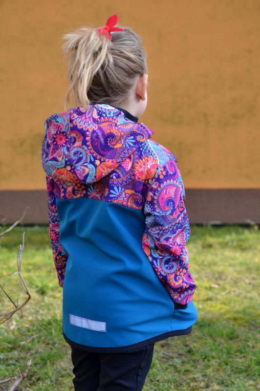 Dětská softshellová bunda - petrolej/ornamenty SKLADEM vel. 134