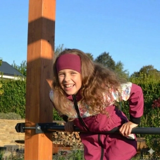 Čelenka vínová