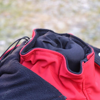 Stahování obvodu krku bunda/kabát/parka